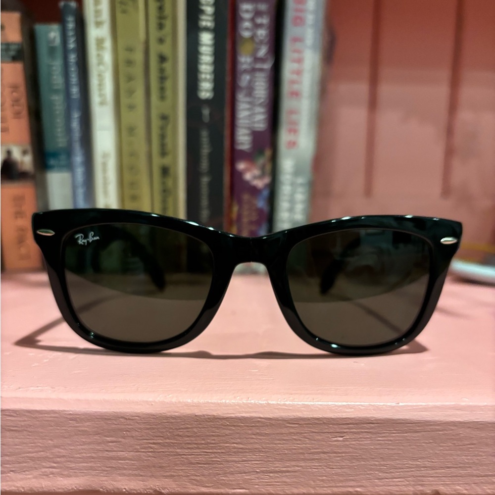 Ray-Ban Folding Wayfarer